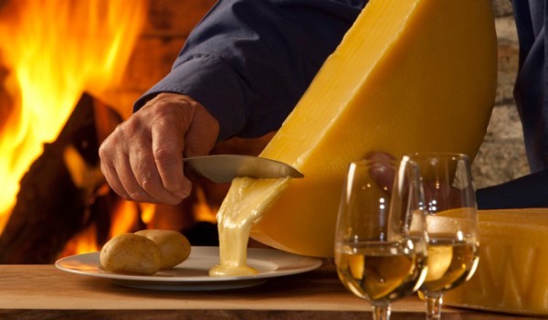 Art of Fondue - Raclette Cheese 'Chili' (500 g) ***On Stock Item***