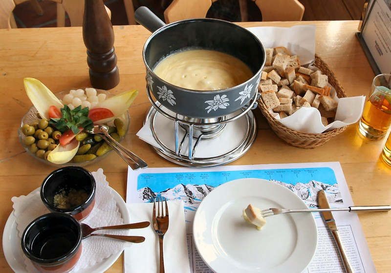 Nouvel - Cheese Fondue Set 'Edelweiss'