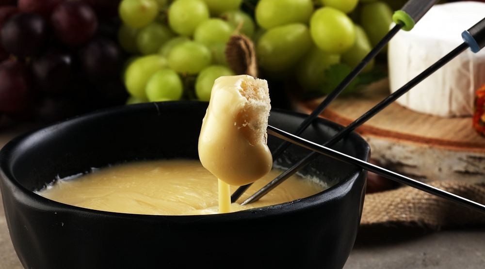 Stöckli - Cheese Fondue Caquelon 'Alpaufzug' Gold