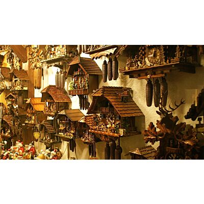 Edelweiss - 'Cuckoo Clock' with Thermometer Magnet