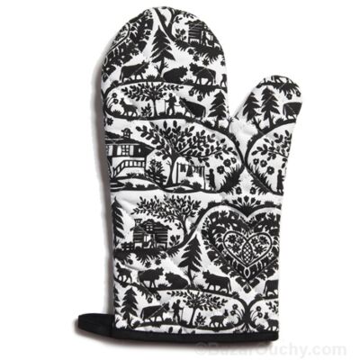 Swiss Oven Mitt 'Heidi'